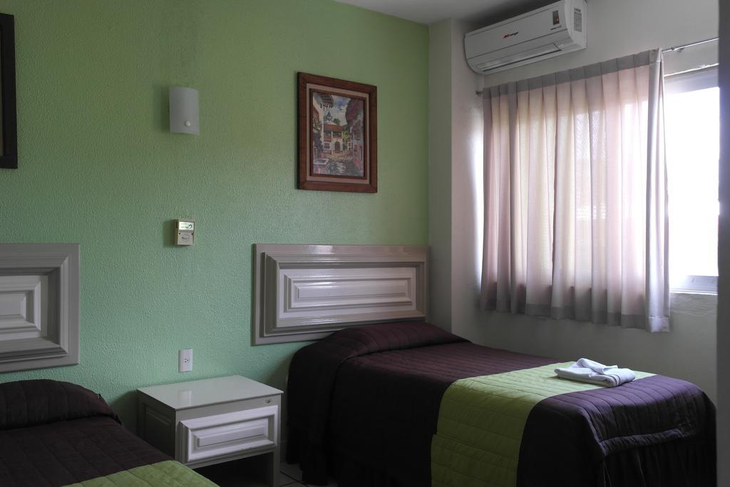 Hotel El Roble Tuxtla Gutiérrez Eksteriør billede